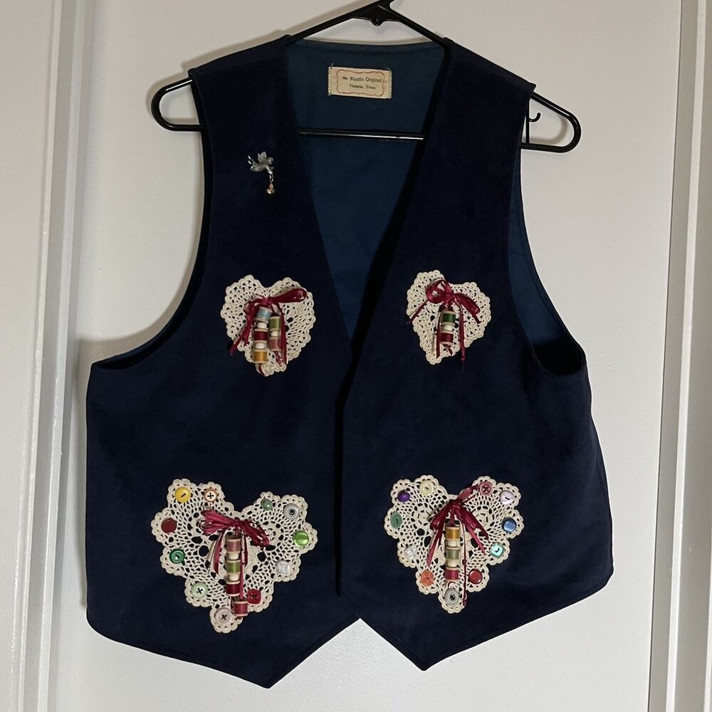 HANDMADE Cowboy Vest Texas Embroided heart pattern Button